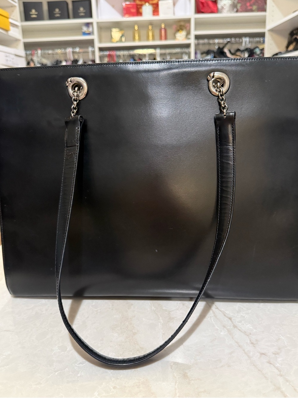 Cartier
Vintage Leather Panthere tote bag in EUC - Picture 4 of 17